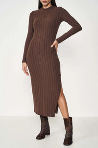 Vestido canelado manga longa marrom Colcci
