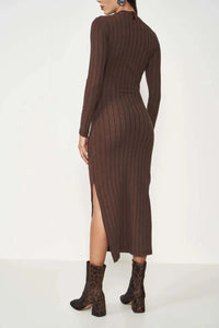Vestido canelado manga longa marrom Colcci