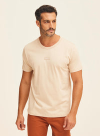 Camiseta Preta Forum