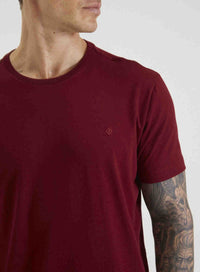 Camiseta Forum Bordô